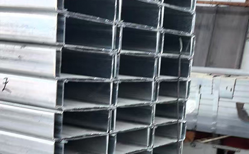 德令哈C型钢选型与在轻德令哈钢结构中的应用解析